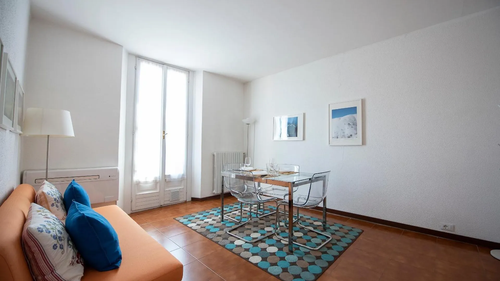 Bright Two-Room Apartment Corso Genova Area Milán